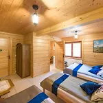 Aparthotel Teczowe Wzgorze 4*