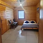 Tęczowe Wzgórze Apart-hotel 4*