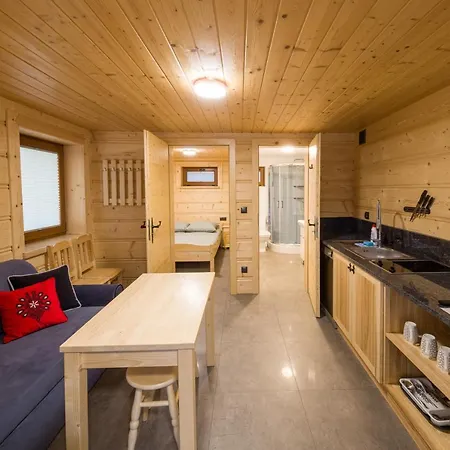 Hotel apartamentowy Tęczowe Wzgórze