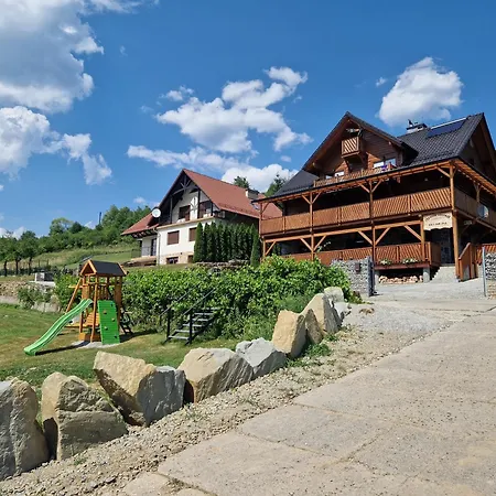 Hotel apartamentowy Tęczowe Wzgórze 4*